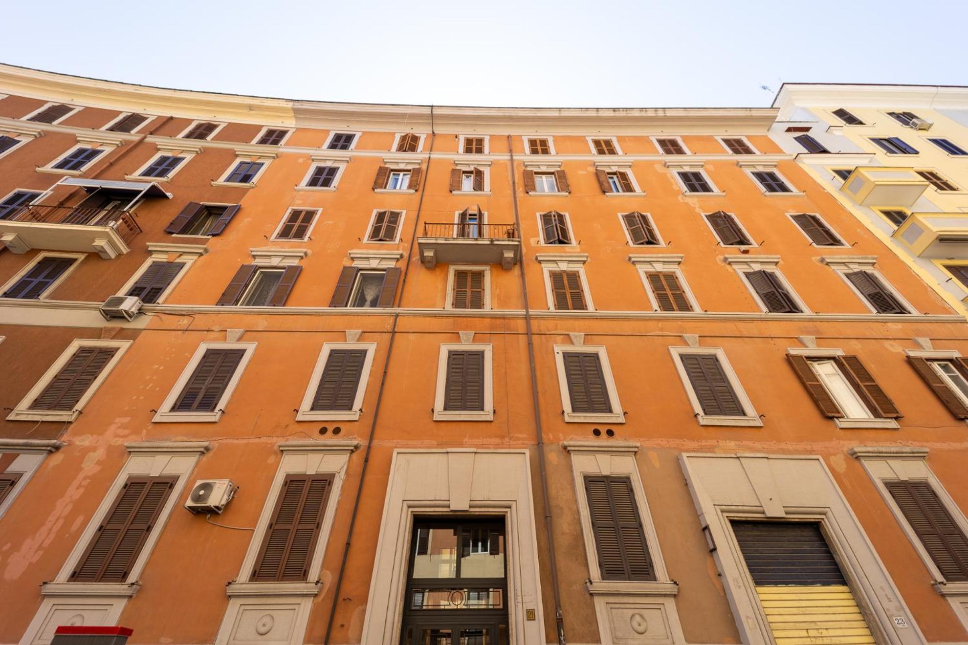 Caruso Regal House